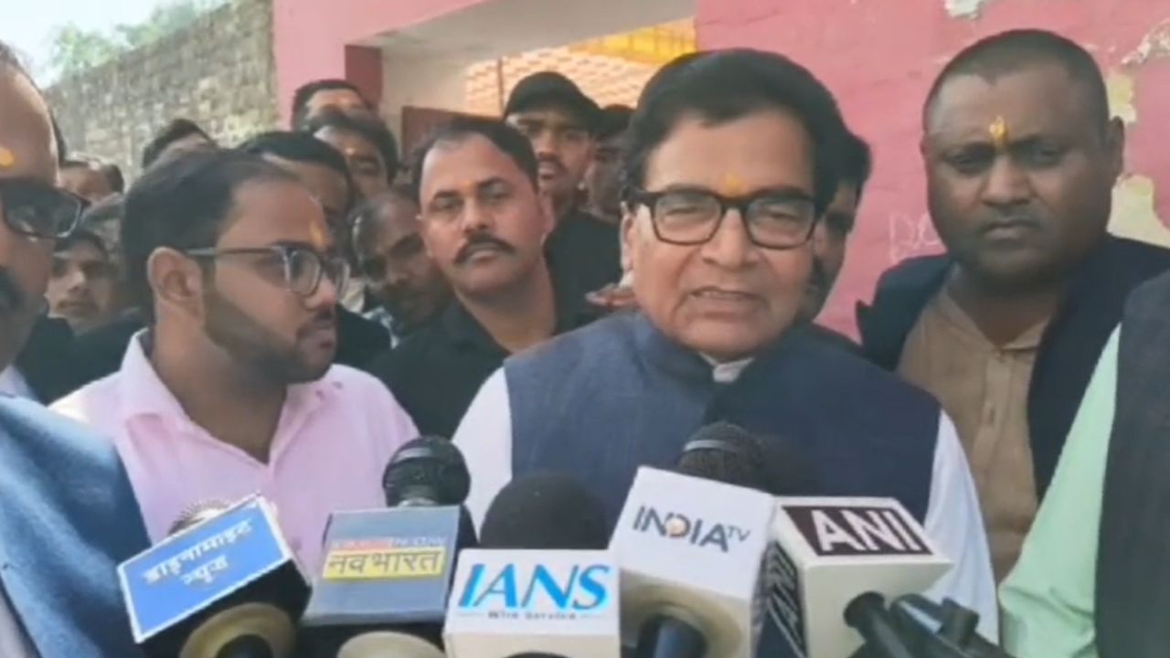 मैनपुरी में रामगोपाल यादव का हमला, ट्रेड डील और बजट पर केंद्र को घेरा; जानिये क्या कहा?