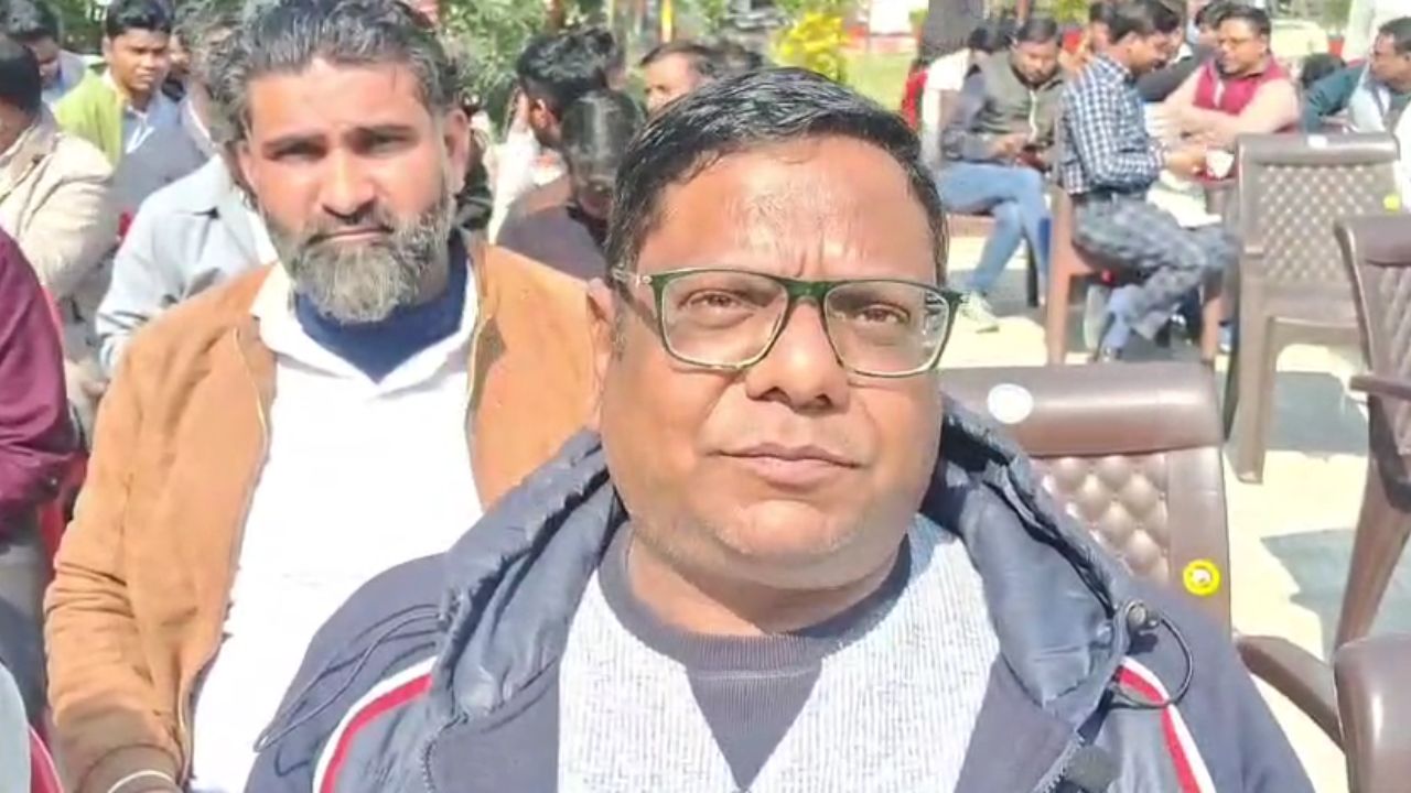 Rampur News: अधिवक्ता हत्याकांड में गहराया विवाद, लेखपाल संघ भी मैदान में