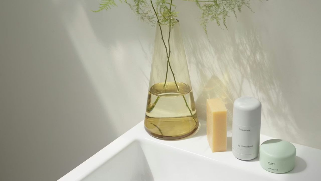 ये रोजमर्रा की उपयोग की चीजें हैं। इन्हें गिफ्ट करने से सामने वाले को गलत संकेत मिल सकता है, जैसे कि आप उनकी किसी आदत की ओर इशारा कर रहे हों। (Img Source: Google) ये रोजमर्रा की उपयोग की चीजें हैं। इन्हें गिफ्ट करने से सामने वाले को गलत संकेत मिल सकता है, जैसे कि आप उनकी किसी आदत की ओर इशारा कर रहे हों। (Img Source: Google)