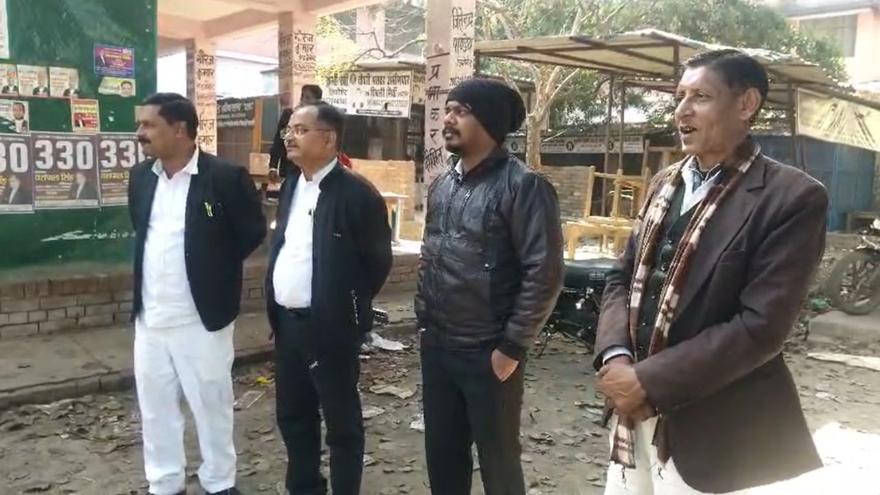 Fatehpur: प्रशासन बेखबर, फतेहपुर में बीमारियों को खुला न्योता; जानिये पूरा मामला