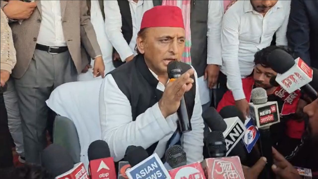 Kannauj News: सपा प्रमुख Akhilesh Yadav का BJP पर बड़ा हमला, मणिपुर हिंसा से लेकर क्रिकेट स्टेडियम तक किए कई ऐलान