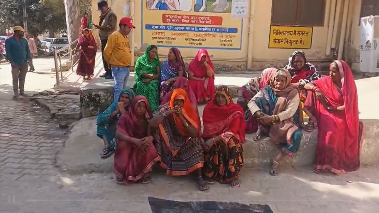 अमेठी में शौच के लिए गये युवक का शव पेड़ से लटका मिला, इलाके में दहशत