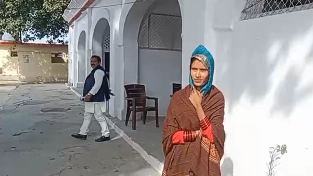 औरैया में ‘नागिन’ ड्रामे का खेल खत्म, लड़की ने खुद बताया चौंकाने वाला राज; जानिये पूरा मामला