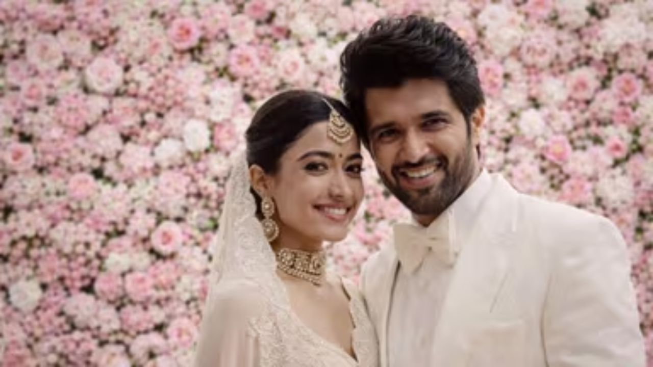 Vijay-Rashmika Wedding: उदयपुर में हल्दी की रस्म पूरी, जानें कहां लेंगे सात फेरे VIROSH