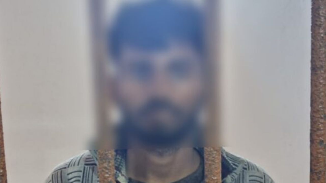 गोरखपुर पुलिस ने पकड़ा इनामी बदमाश, कई थानों में दर्ज हैं मुकदमे, जानें क्या कांड किया था?