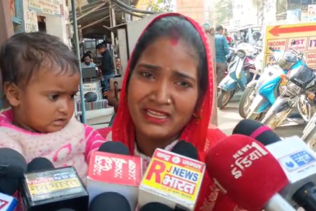 बरेली में किराया देते समय खुला पर्स, गायब मिले जेवर, टेम्पो चालक बोला- मैंने नहीं लिया