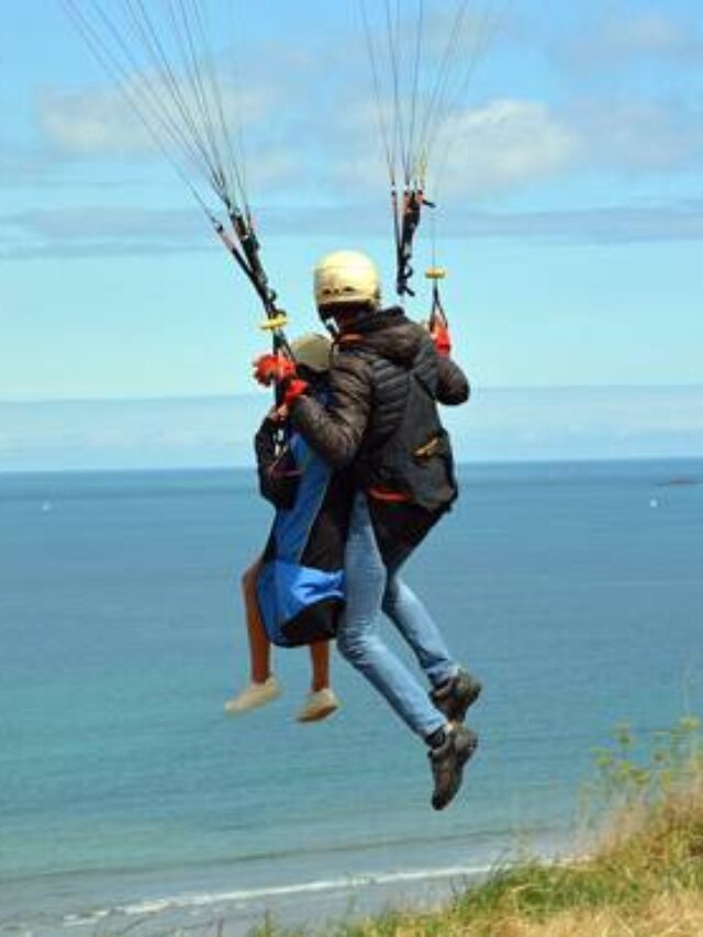 दुनिया के टॉप-5 पैराग्लाइडिंग डेस्टिनेशन