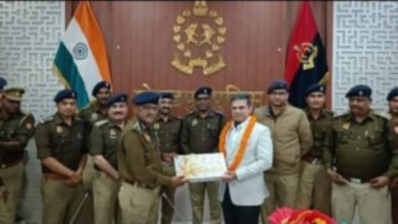 Gorakhpur News: पुलिस लाइन में गरिमामय विदाई, डीआईजी राज करन नय्यर को भावभीनी शुभकामनाएं