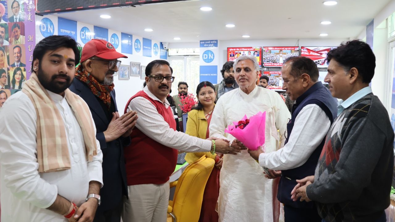 गुजरात के मशहूर उद्योगपति शिव लाल गोयल पहुंचे डाइनामाइट न्यूज़ के ऑफिस, पत्रकारों से की दिल छूने वाली बातें