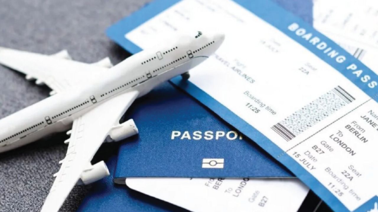 भारत के करोड़ों लोगों को DGCA का होली तोहफा, अब फ्लाइट टिकट को इतने घंटे पहले कर सकते हैं बिना पेनाल्टी के कैंसिल