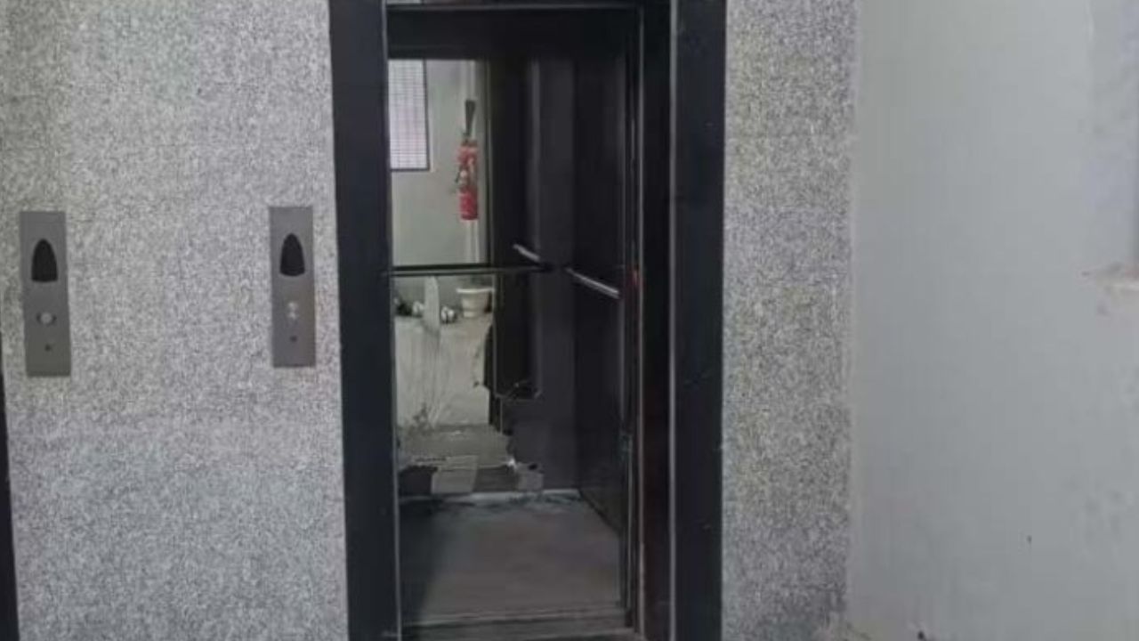 महाराष्ट्र में दो हादसे, लिफ्ट गिरने से 5 घायल, भर्ती उम्मीदवार की जान गई