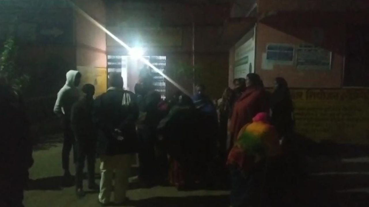 घुघली में दर्दनाक सड़क हादसा: बाइक-साइकिल की टक्कर में अधेड़ की मौत, गांव में पसरा मातम