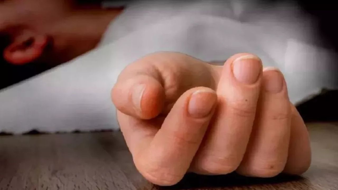 नौतनवा में संदिग्ध हालात में युवक की मौत, मोहल्ले में पसरा मातम; हर एंगल से जांच में जुटी पुलिस