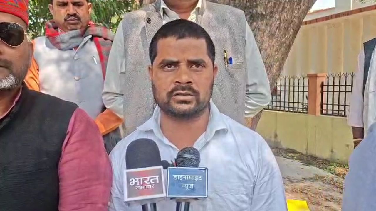 दिल्ली से आए युवक को मैनपुरी पुलिस ने फर्जी तरीके से भेजा जेल! पीड़ित ने SP ऑफिस जानकर Video में सुनाई दर्दभरी आपबीती