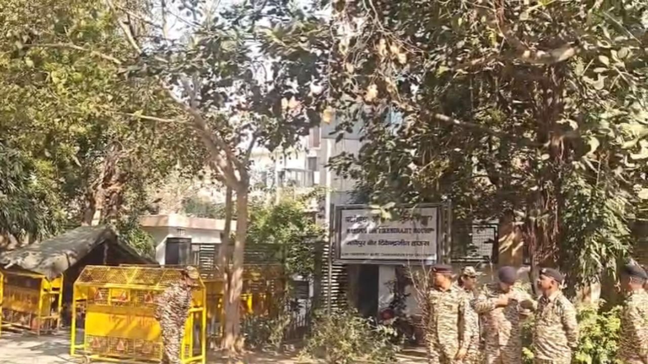 Manipur Violence: नई सरकार के गठन के बाद फिर क्यों भड़की हिंसा? मणिपुर हाउस में भारी फोर्स तैनात; जानिये बड़े अपडेट