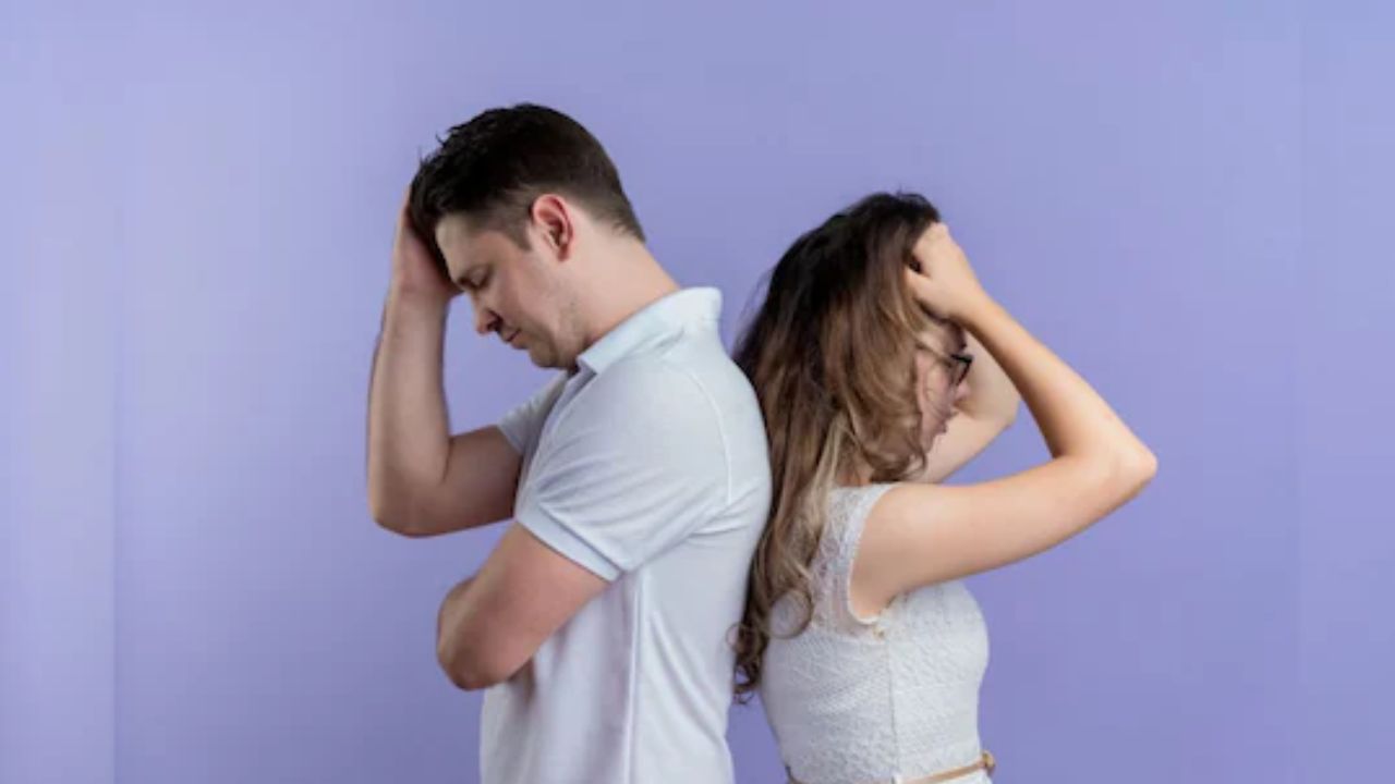 लगातार गुस्सा करने से सोचने-समझने की क्षमता कमजोर होती है। द्वैष और क्रोध मन में नकारात्मक ऊर्जा भरते हैं। शांति, संयम और माफी को धर्म में ऊंचा स्थान दिया गया है। गुस्सा छोड़ने से मानसिक स्पष्टता बढ़ती है और फैसले अधिक संतुलित व सही होते हैं।(फोटो सोर्स- इंटरनेट)