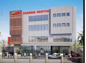 Nainital: चन्दन हॉस्पिटल का नया कारनामा आया सामने, जिंदा मरीज का किया ये हाल