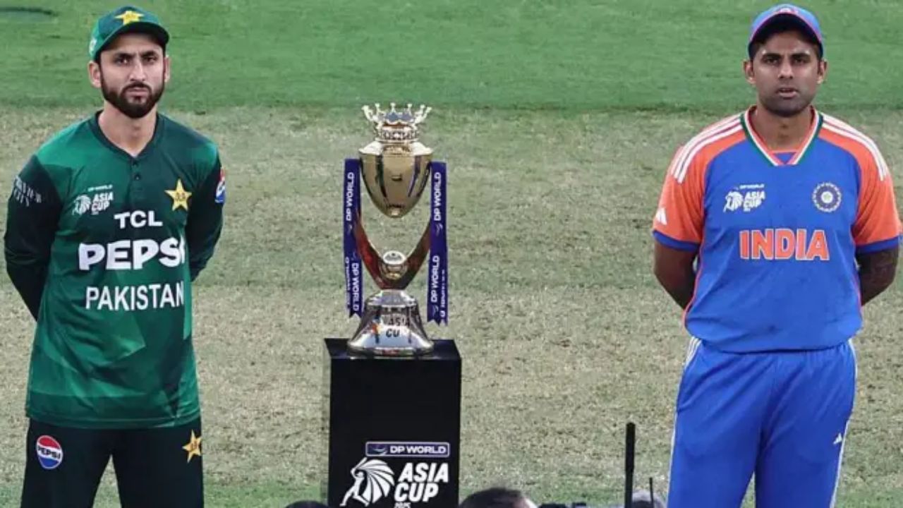 T20 World Cup 2026: भारत से नहीं भिड़ेगा पाकिस्तान, 15 फरवरी के महामुकाबले पर सस्पेंस!