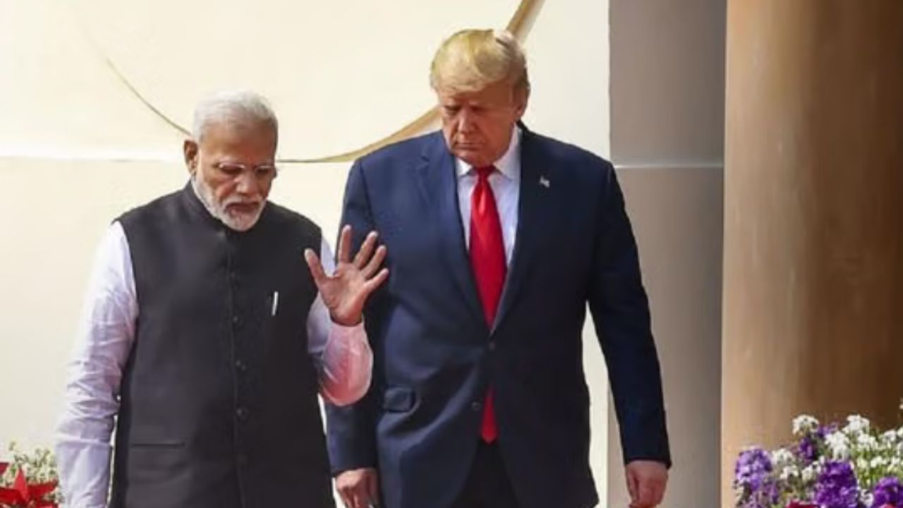 डोनाल्ड ट्रंप बोले- पीएम मोदी अमेरिका के खिलाफ काफी चतुर थे, भारत को टैरिफ देना ही होगा, जानें क्यों बोली इतनी बड़ी बात?