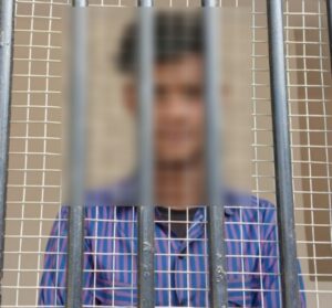 UP Crime: गोरखपुर में चोरी का बड़ा  खुलासा, जानें पूरी खबर