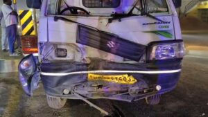 Road Accident: लोडर चालक ने 4 वाहनों को मारी टक्कर, मचा हड़कंप