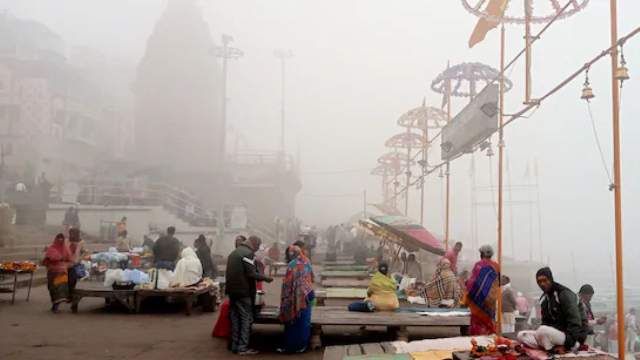 8 फरवरी को पश्चिमी हिमालयी क्षेत्र में एक नया पश्चिमी विक्षोभ सक्रिय हो सकता है, जिससे पहाड़ी राज्यों में मौसम बदल सकता है। हालांकि इस सिस्टम का उत्तर प्रदेश के मौसम पर फिलहाल कोई सीधा असर नहीं पड़ेगा। यूपी में 8 से 10 फरवरी के बीच मौसम शुष्क रहने का अनुमान है। (Img: Google)