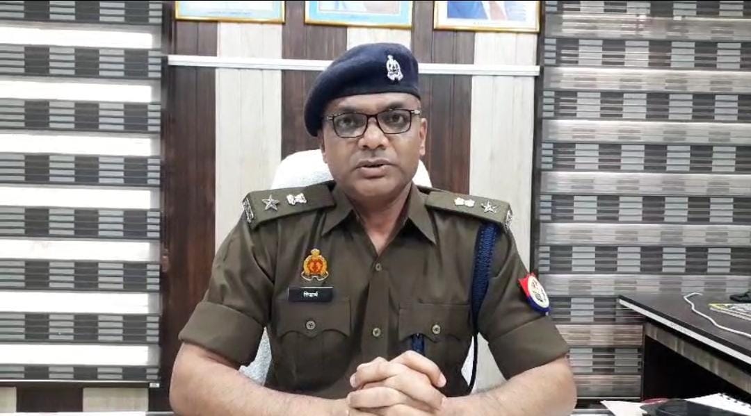 Maharajganj News: हत्या के आरोपी पति ने लगाई फांसी: पत्नी की मौत के दूसरे दिन खुदकुशी, इलाके में सनसनी