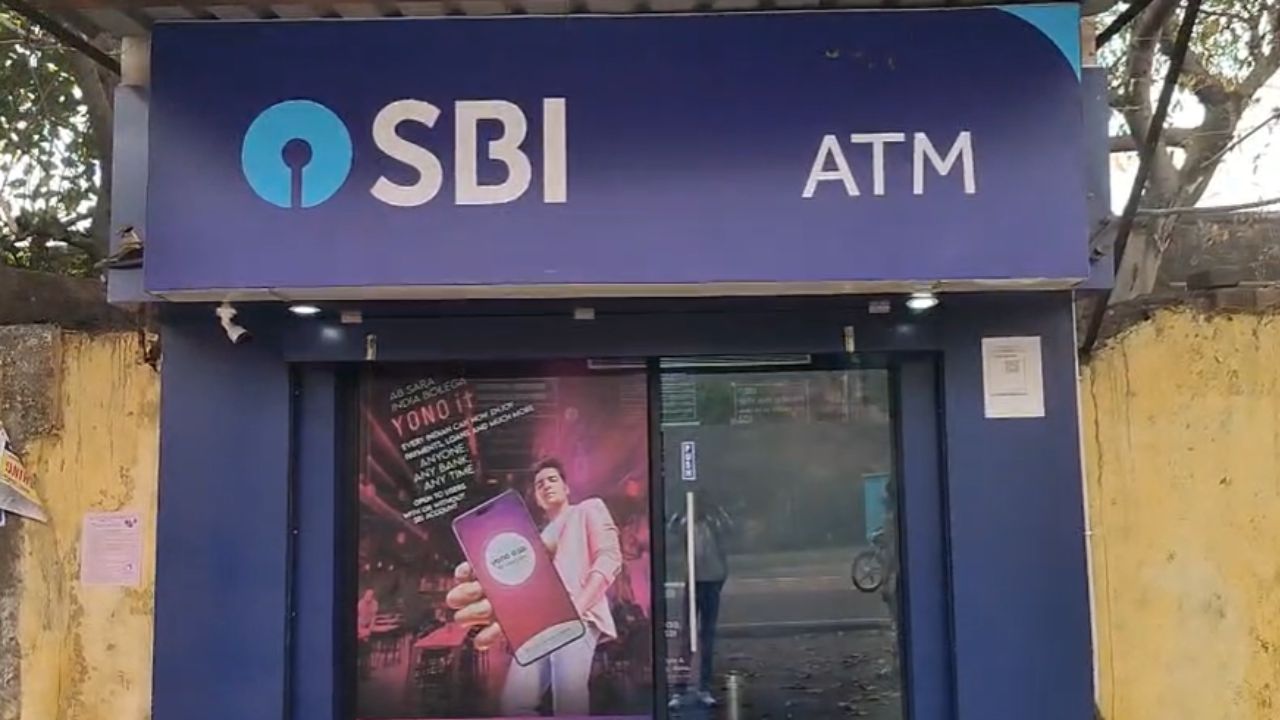 एटीएम से रुपये निकालते समय रहें सावधान, नहीं तो धनबाद जैसी हो जाएगी वारदात; पुलिस ने किया बड़ा खुलासा