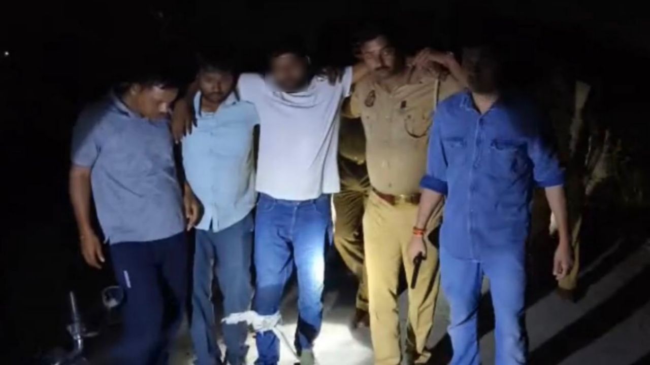 Barabanki Encounter: पुलिस पर गोली चलाकर भाग रहा इनामी बदमाश मुठभेड़ में घायल, स्वाट टीम ने दबोचा