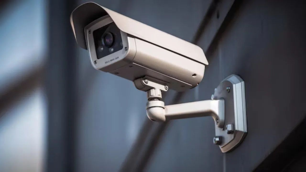 भारत का कड़ा रुख! ‘तीसरी आंख’ पर प्रहार, अप्रैल से चीनी कैमरों की एंट्री पर लग सकती रोक