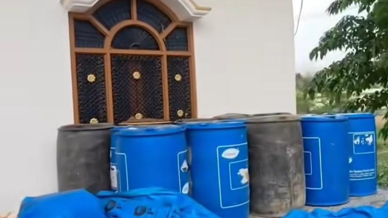 देवरिया में सियासी बवाल: फर्जी मुकदमों के आरोप पर सड़क पर उतरे पूर्व विधायक, सड़क से सदन तक लड़ाई की चेतावनी