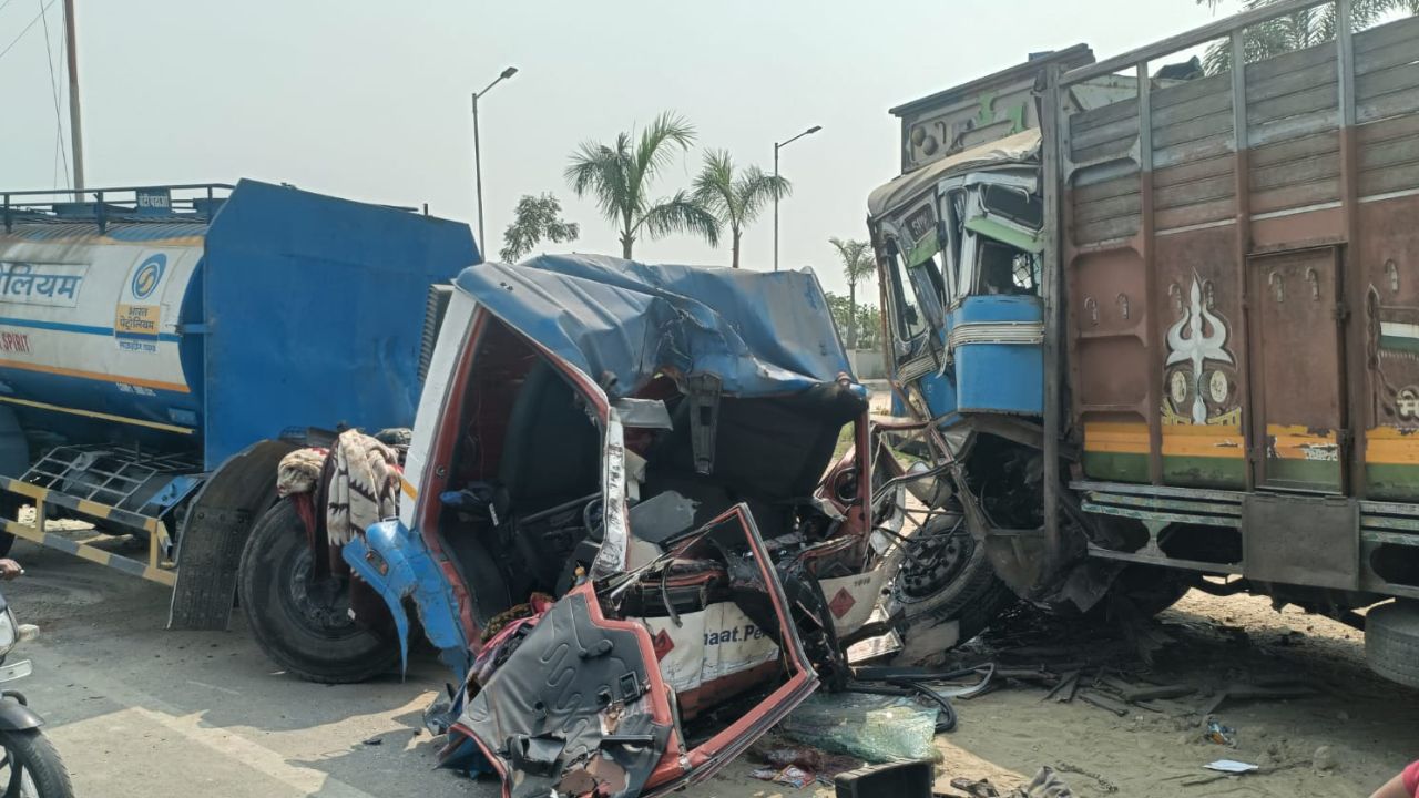 देवरिया में थम नहीं रहे सड़क हादसे, ट्रक और टैंकर की भिड़ंत ने ली दो की जान