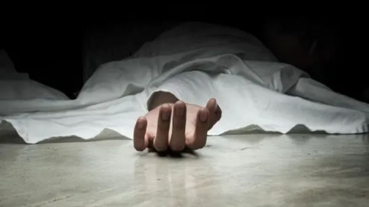 Fatehpur: सदर कोतवाली क्षेत्र में युवक ने संदिग्ध परिस्थिति में फांसी लगाकर दी जान