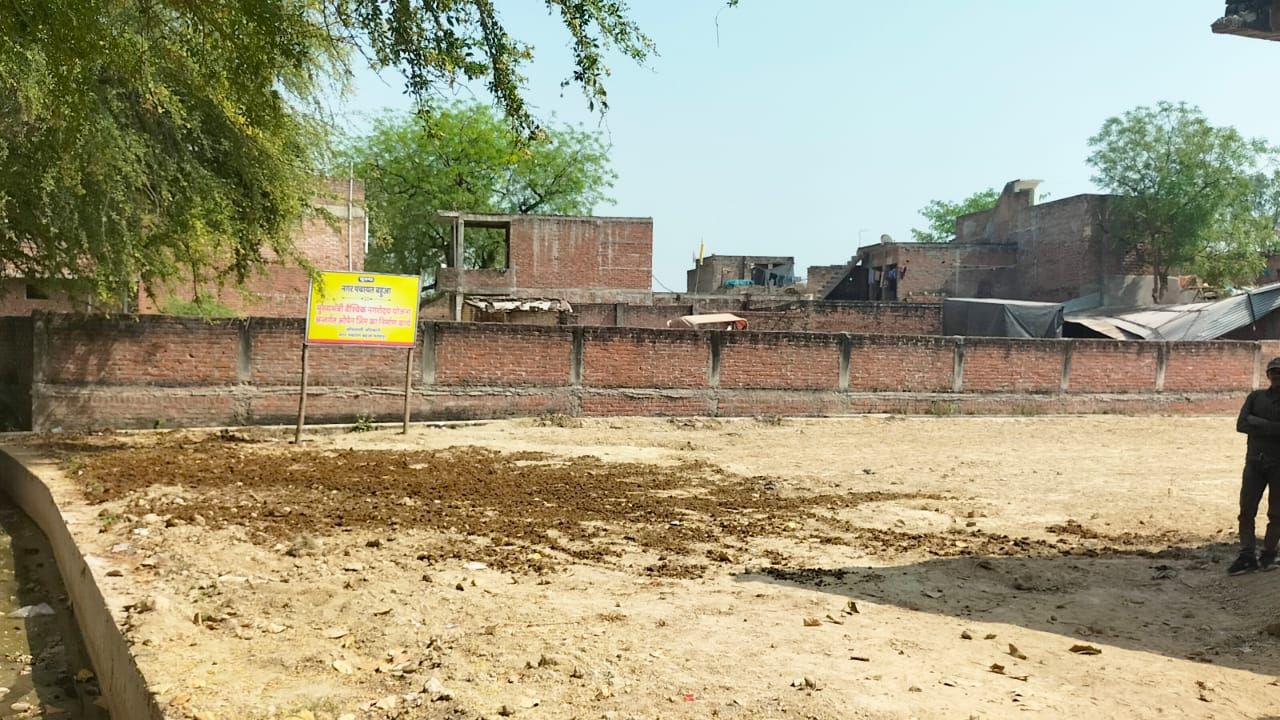 फतेहपुर: बहुआ नगर पंचायत में ओपन जिम रोकने का विवाद, सभासदों ने सरकारी कार्य में बाधा पर जताया विरोध