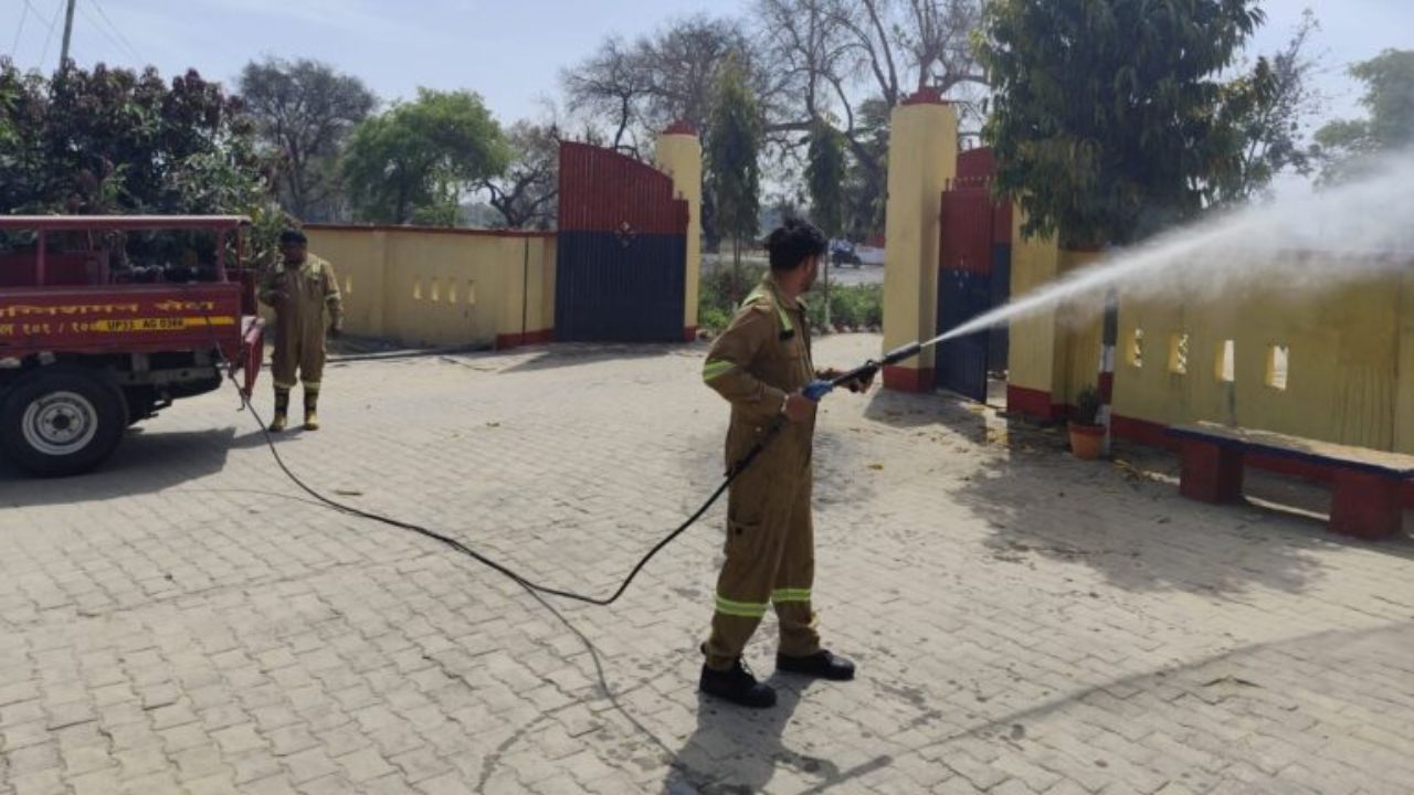 आग लगे तो कैसे बचें? रायबरेली में फायर विभाग ने दिखाया पूरा प्लान