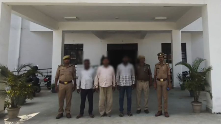 गोरखपुर में गैस सिलेंडर की कालाबाजारी का भंडाफोड़, पुलिस ने 3 आरोपियों को दबोचा
