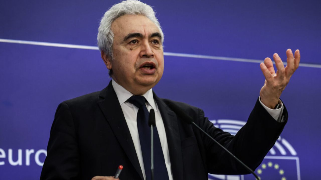 ऊर्जा संकट से वैश्विक अर्थव्यवस्था पर मंडरा रहा बड़ा खतरा, IEA प्रमुख ने दुनिया को दी गंभीर चेतावनी