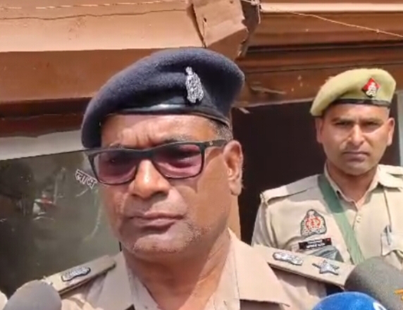 Gorakhpur Murder: दिनदहाड़े हत्या से दहला बरगदवां, पुलिस की ताबड़तोड़ कार्रवाई, जानें क्या है मामला…