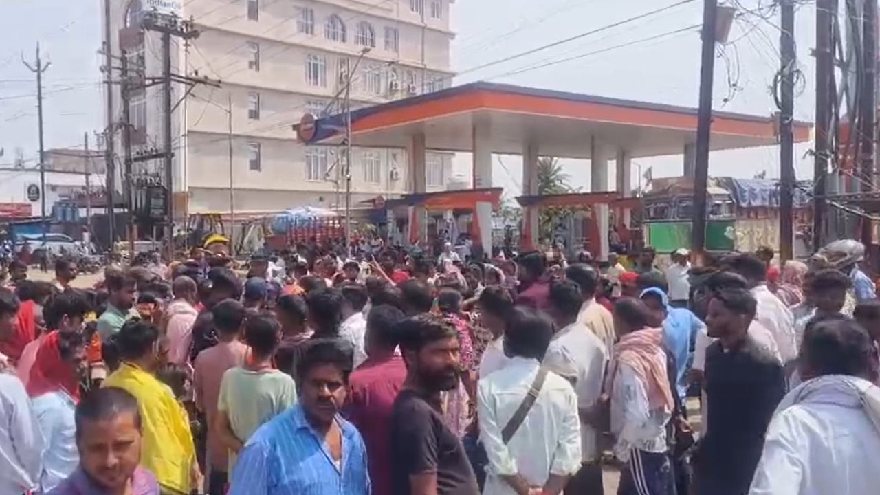 Deoghar Crime: देवघर में ऐसा क्या हुआ मच गया बवाल, जानिये क्या है पूरा मामला