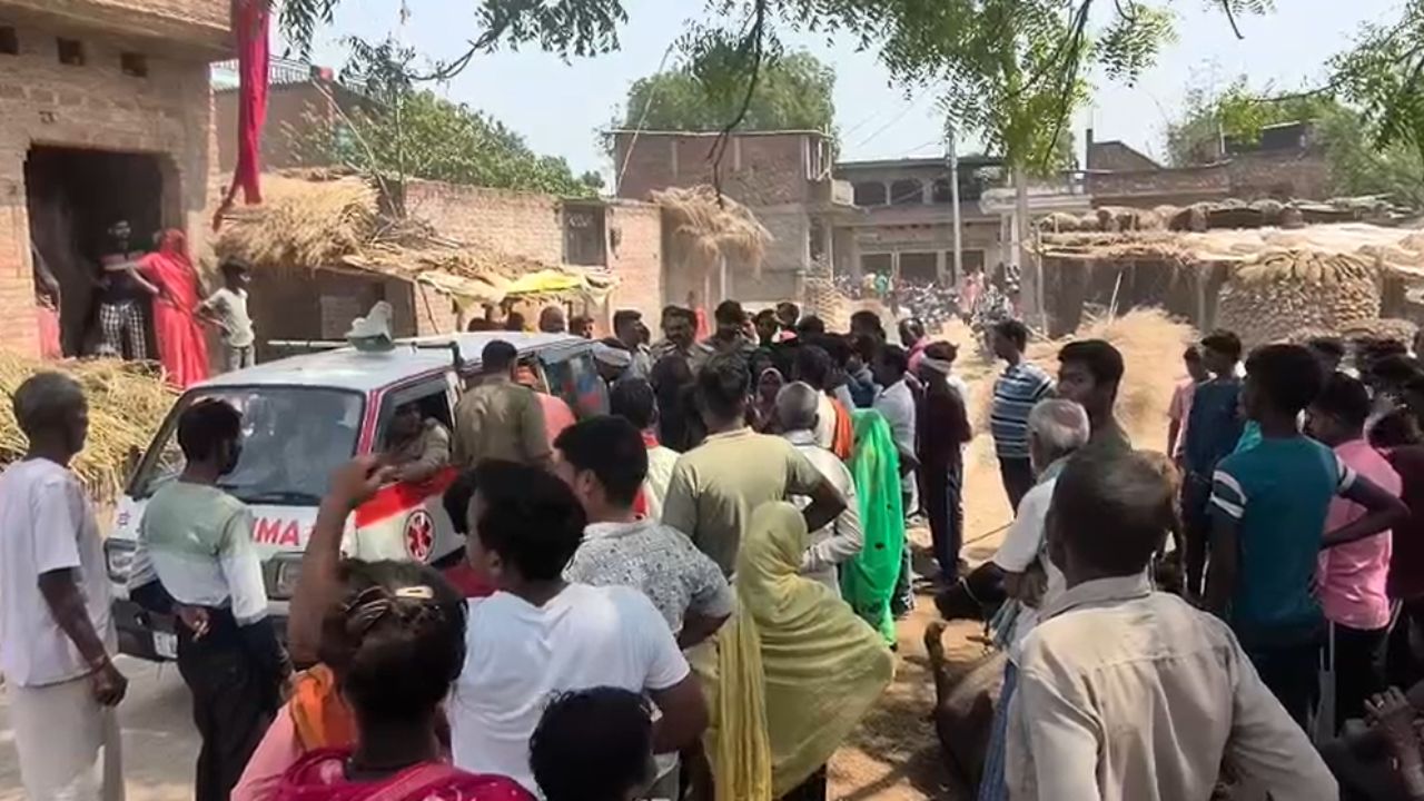 Kaushambi Murder: चारपाई के नीचे घर में मिली लाश से सनसनी, बेटी ने लगाए हत्या के गंभीर आरोप