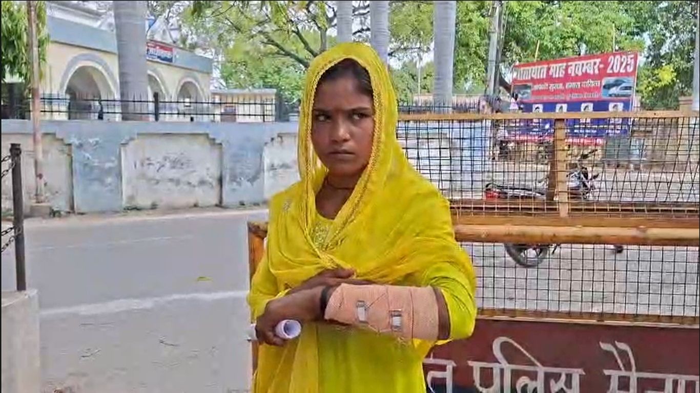 Mainpuri Crime: मैनपुरी में दबंगों की दबंगई, घर में घुसकर किशोरी से मारपीट और छेड़छाड़; जानें पूरा मामला