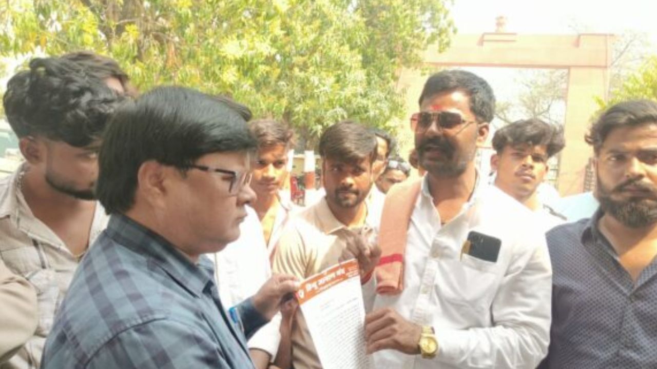 महराजगंज: सरकारी अस्पताल में इलाज या मजबूरी? डॉक्टर पर कमीशनखोरी का आरोप, डीएम तक पहुंचा मामला