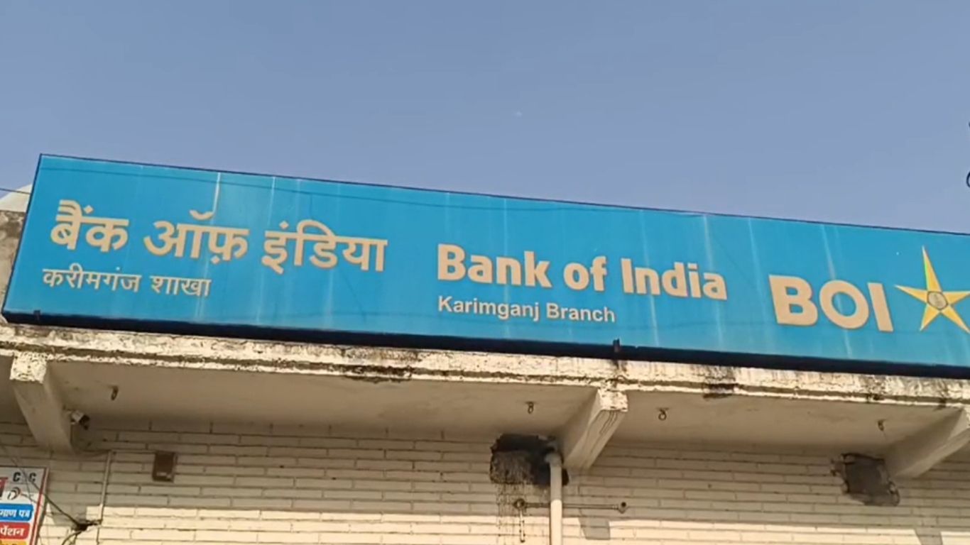 खाते में अचानक ट्रांसफर हुए 10 करोड़, महिला के उड़े होश; फिर आगे जो हुआ…