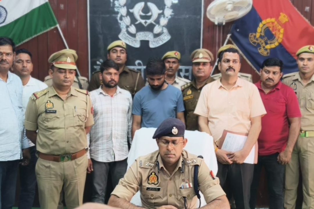 मैनपुरी पुलिस का बड़ा एक्शन: मुठभेड़ के बाद लुटेरों का भंडाफोड़, यूपी से गुजरात तक फैला था नेटवर्क; पढ़ें पूरी खबर