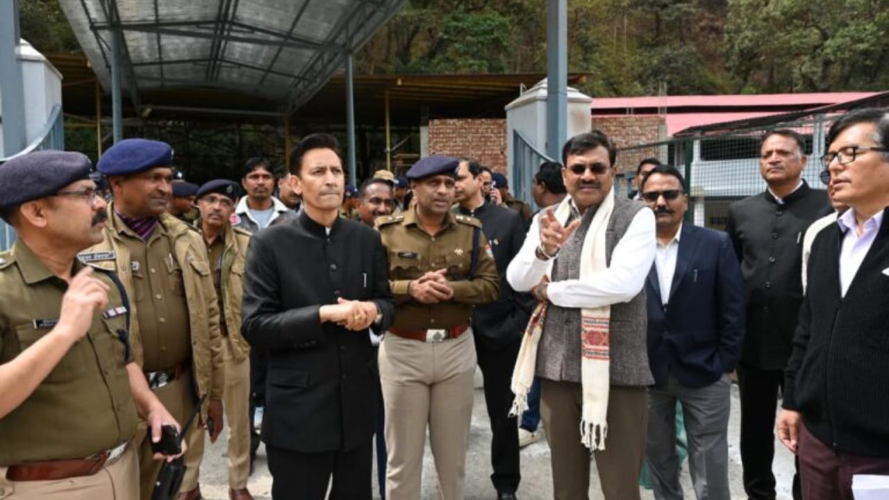 मुख्य सचिव ने नैनीताल में यातायात और पर्यटन सुविधाओं का किया निरीक्षण, अधिकारियों को दिए ये निर्देश