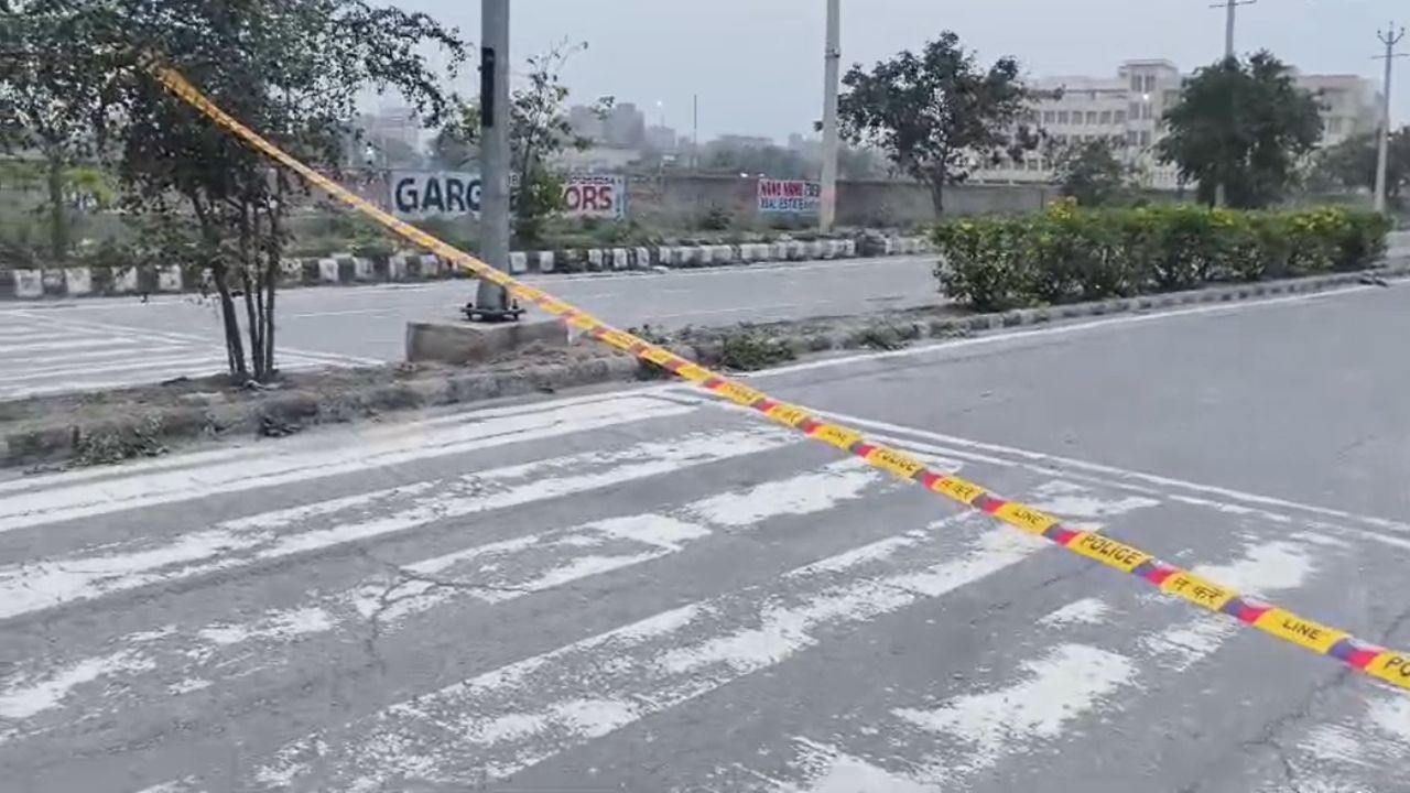 Delhi Encounter: रोहिणी में दिल्ली पुलिस और बदमाशों के बीच गोलियों की तड़तड़ाहट, दो को लगी गोली, एक गिरफ्तार