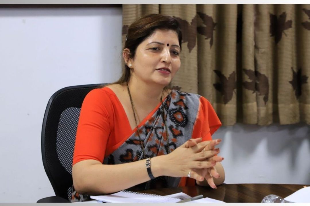 नासिक ज्योतिषी कांड में गिरी गाज, महिला आयोग अध्यक्ष रुपाली चाकणकर ने छोड़ा पद; पढ़ें पूरी खबर