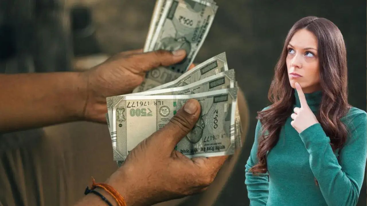 हालाँकि, इसे हासिल करने के लिए, आपको अपने पैसे सिर्फ़ बैंक खाते, इंश्योरेंस पॉलिसी, या सीधे शेयर बाज़ार में जमा नहीं करने चाहिए; इसके बजाय, आप एक सिस्टमैटिक इन्वेस्टमेंट प्लान (SIP) के ज़रिए करोड़पति बनने की अपनी इस ख्वाहिश को पूरा कर सकते हैं। आइए, हम आपको करोड़पति बनने के पीछे का पूरा हिसाब-किताब समझाते हैं। हालाँकि, इसे हासिल करने के लिए, आपको अपने पैसे सिर्फ़ बैंक खाते, इंश्योरेंस पॉलिसी, या सीधे शेयर बाज़ार में जमा नहीं करने चाहिए; इसके बजाय, आप एक सिस्टमैटिक इन्वेस्टमेंट प्लान (SIP) के ज़रिए करोड़पति बनने की अपनी इस ख्वाहिश को पूरा कर सकते हैं। आइए, हम आपको करोड़पति बनने के पीछे का पूरा हिसाब-किताब समझाते हैं।