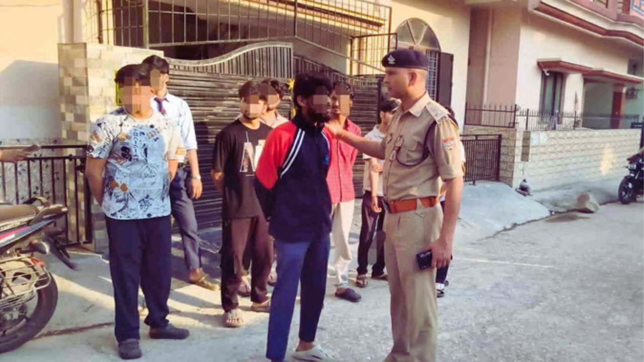 देहरादून में 15 युवकों ने की खौफनाक वारदात, जानिये क्या है मामला