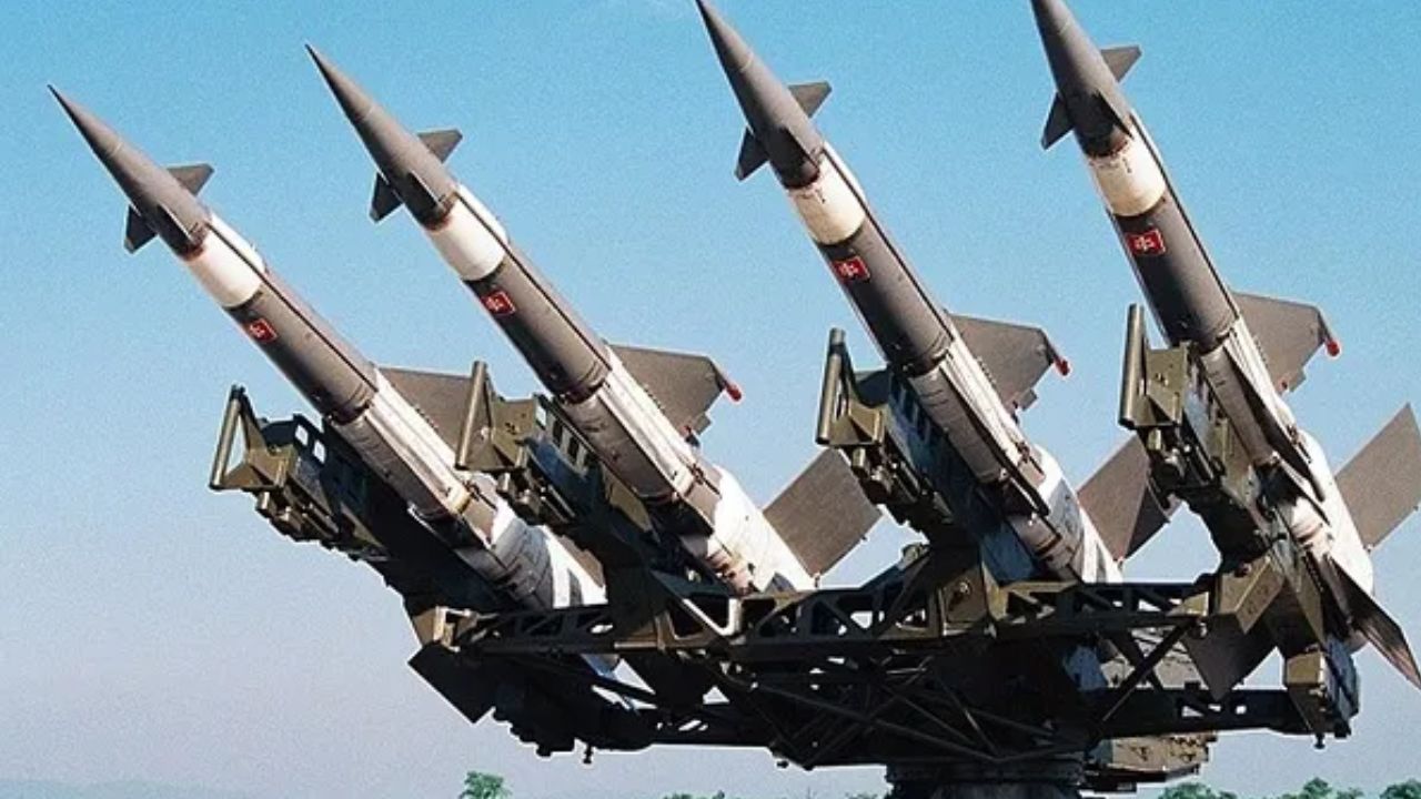 पश्चिम एशिया युद्ध का असर: यूपी बना डिफेंस मैन्युफैक्चरिंग हब, निर्यात और उत्पादन में रिकॉर्ड बढ़ोतरी